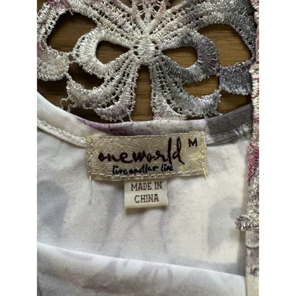 One World Live and Let Live Women Size Medium Flutter Sleeve Blouse Stretch City - Picture 3 of 11